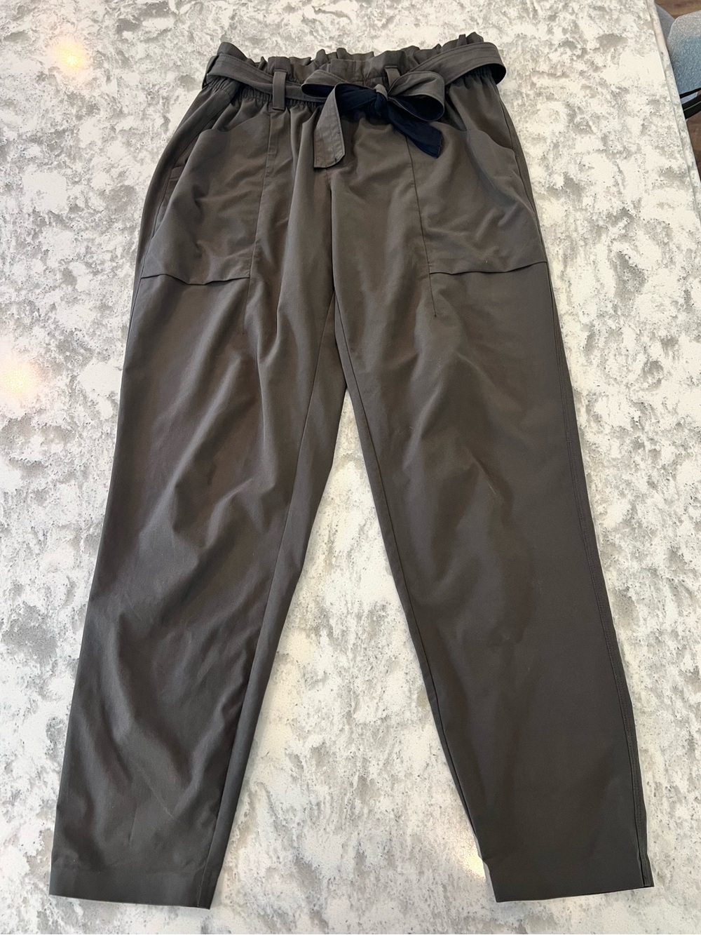 Women’s - Athleta Dark Olive Paperbag Waist Pants with Tie Belt